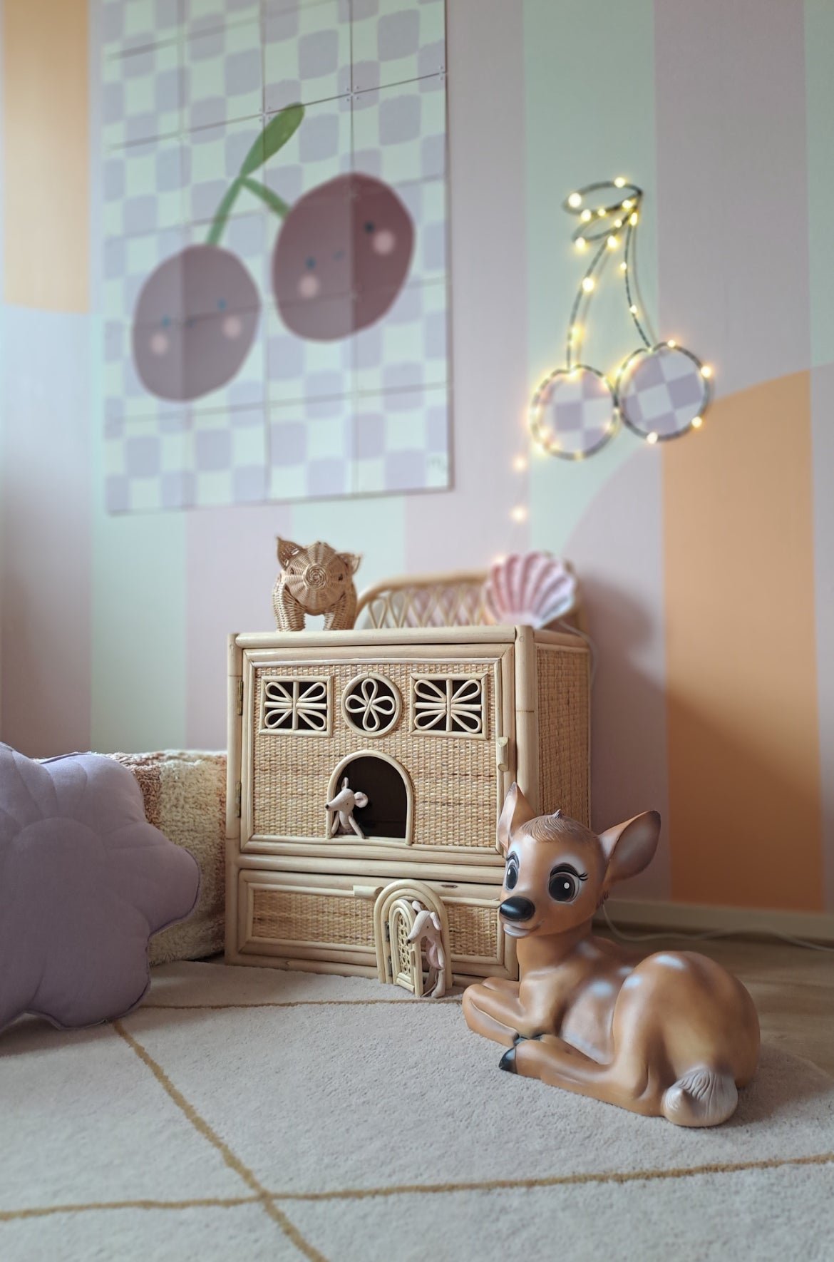 Rattan (bedside) cabinet/dollhouse