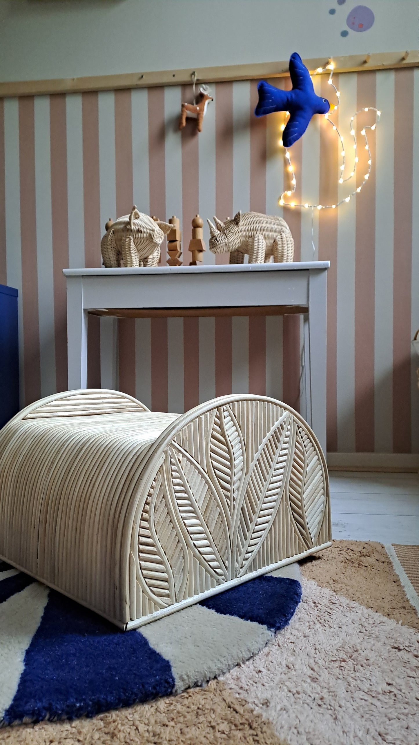 Rotan krukjes/bijzettafel