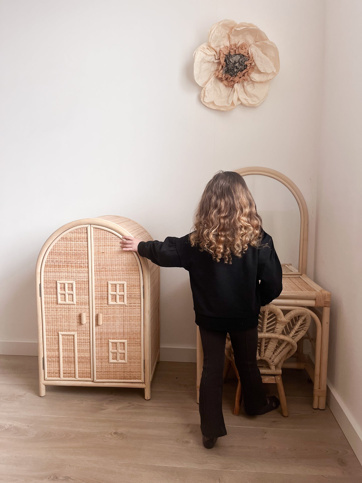 Leo & Moon Exclusive © Rattan (doll) cabinet Round