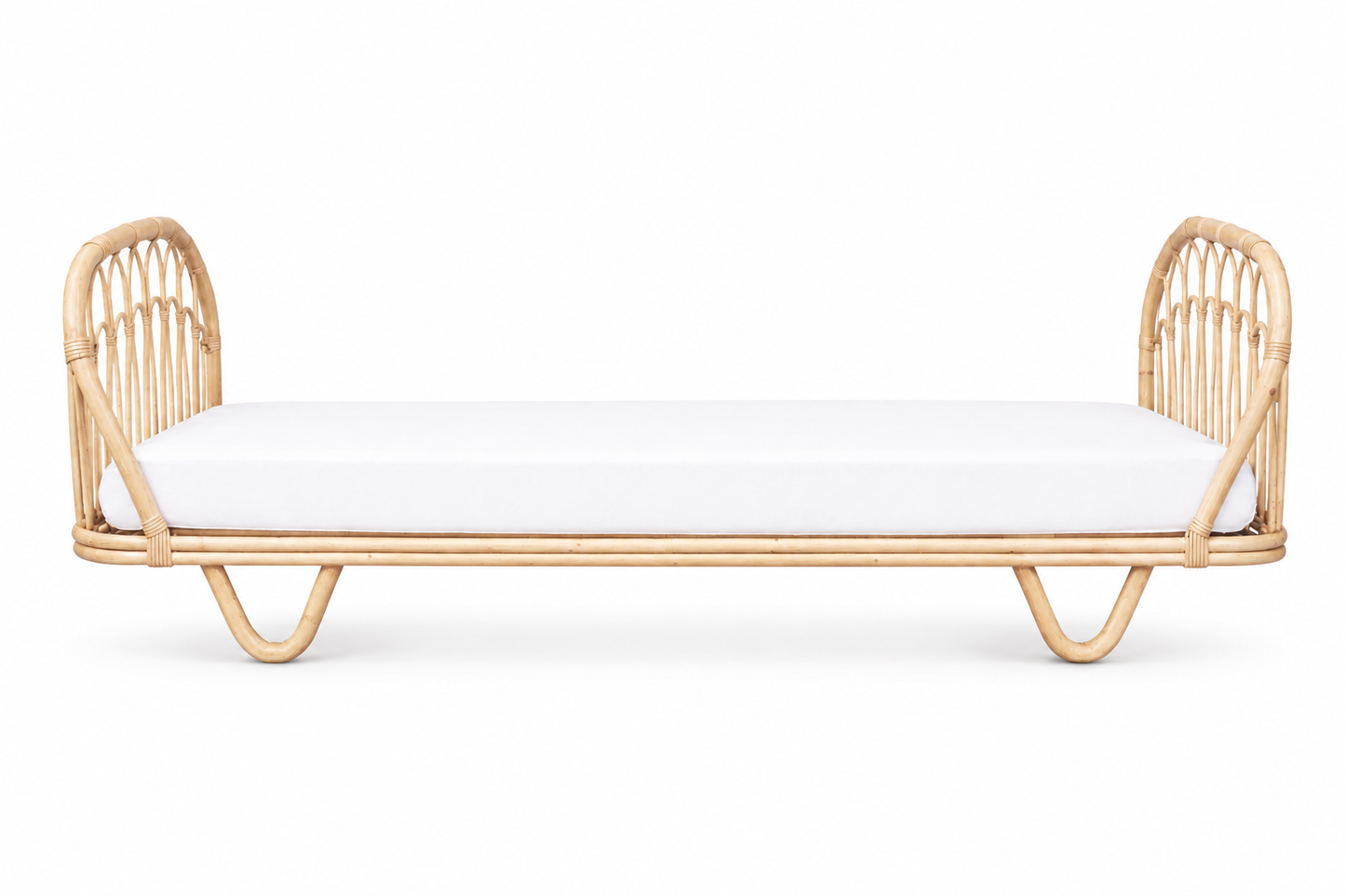 Rattan junior bed Jade