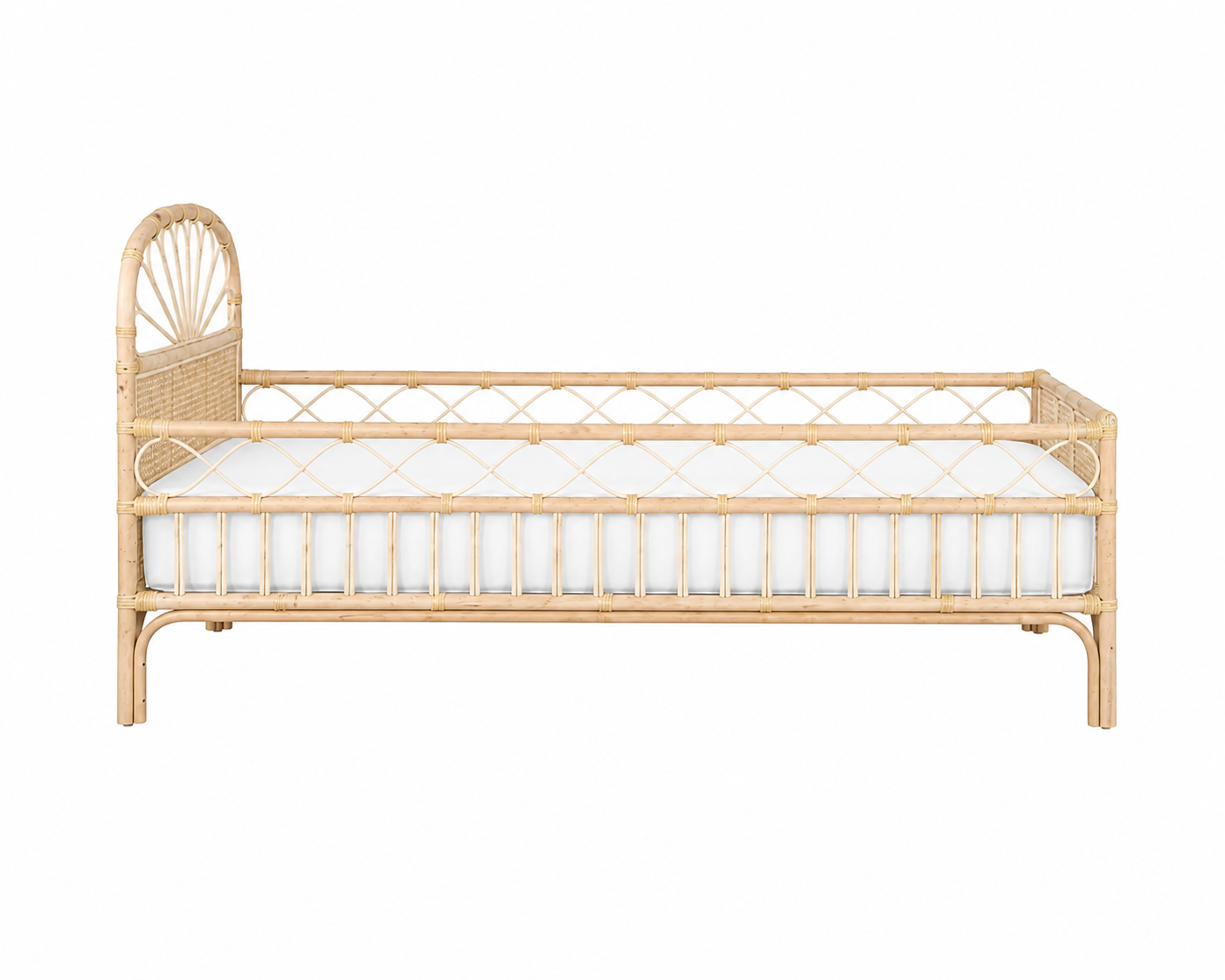 Rattan toddler bed Lina