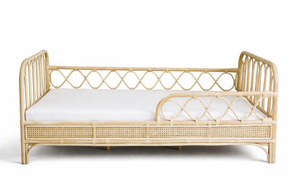 Rattan junior bed Sterre