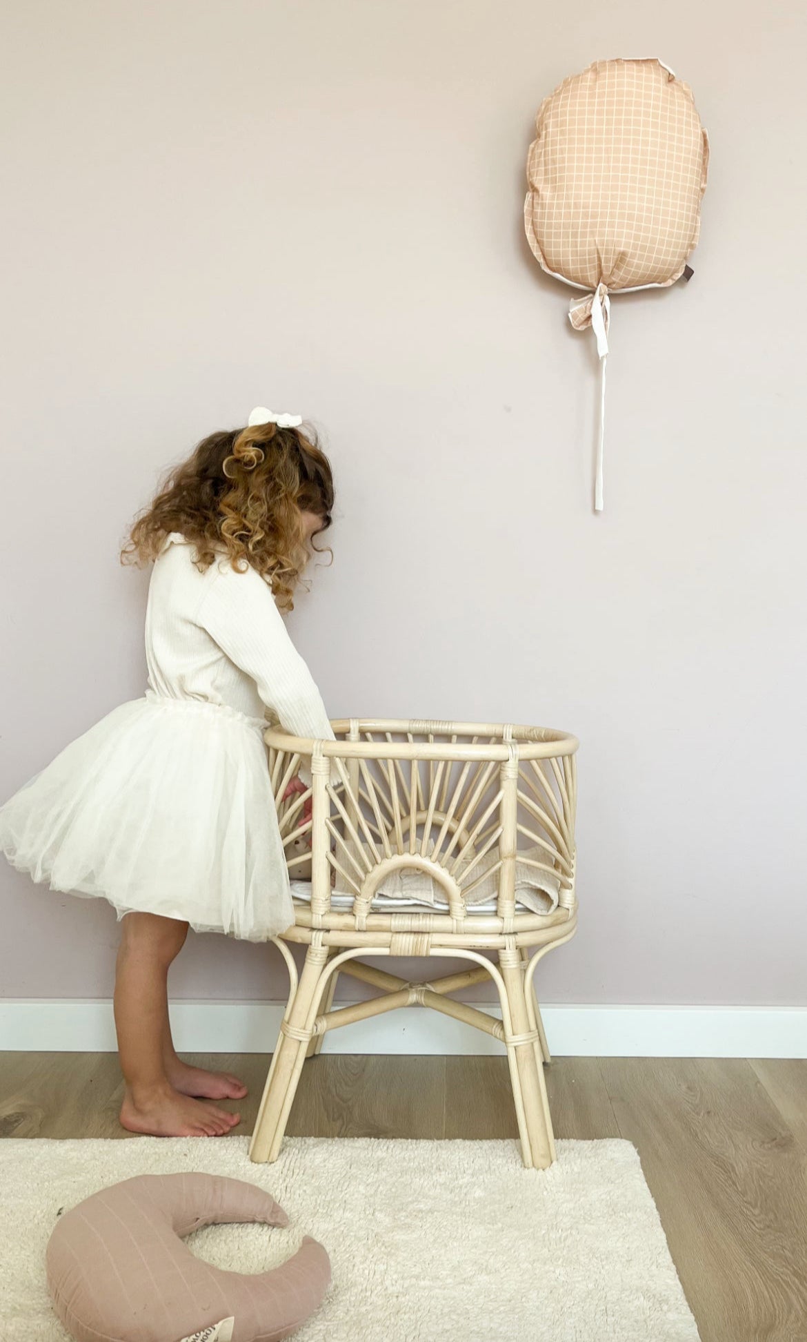 rotan poppenwieg Laya