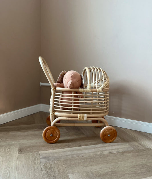 Rattan doll's pram