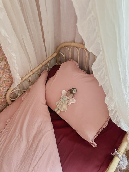 Leo & Moon rotan eenpersoonsbed ‘Amber’