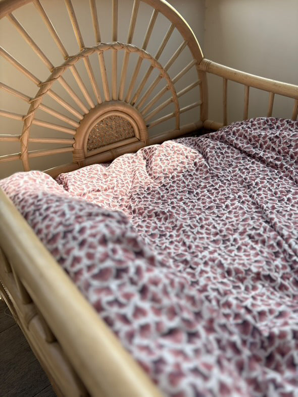 Leo &amp; Moon rattan toddler bed / junior bed Sunny (round)