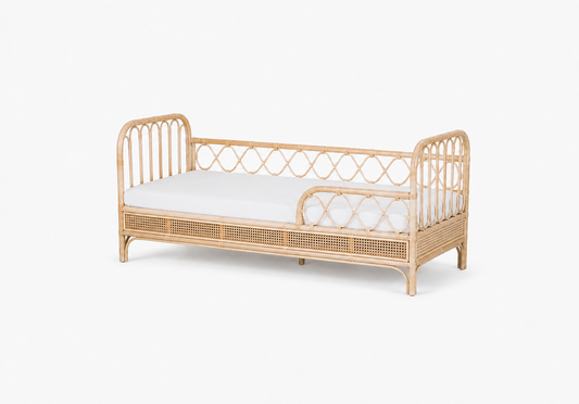 Rotan peuterbed / juniorbed Sterre (recht)