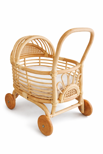 Rotan poppenwagen